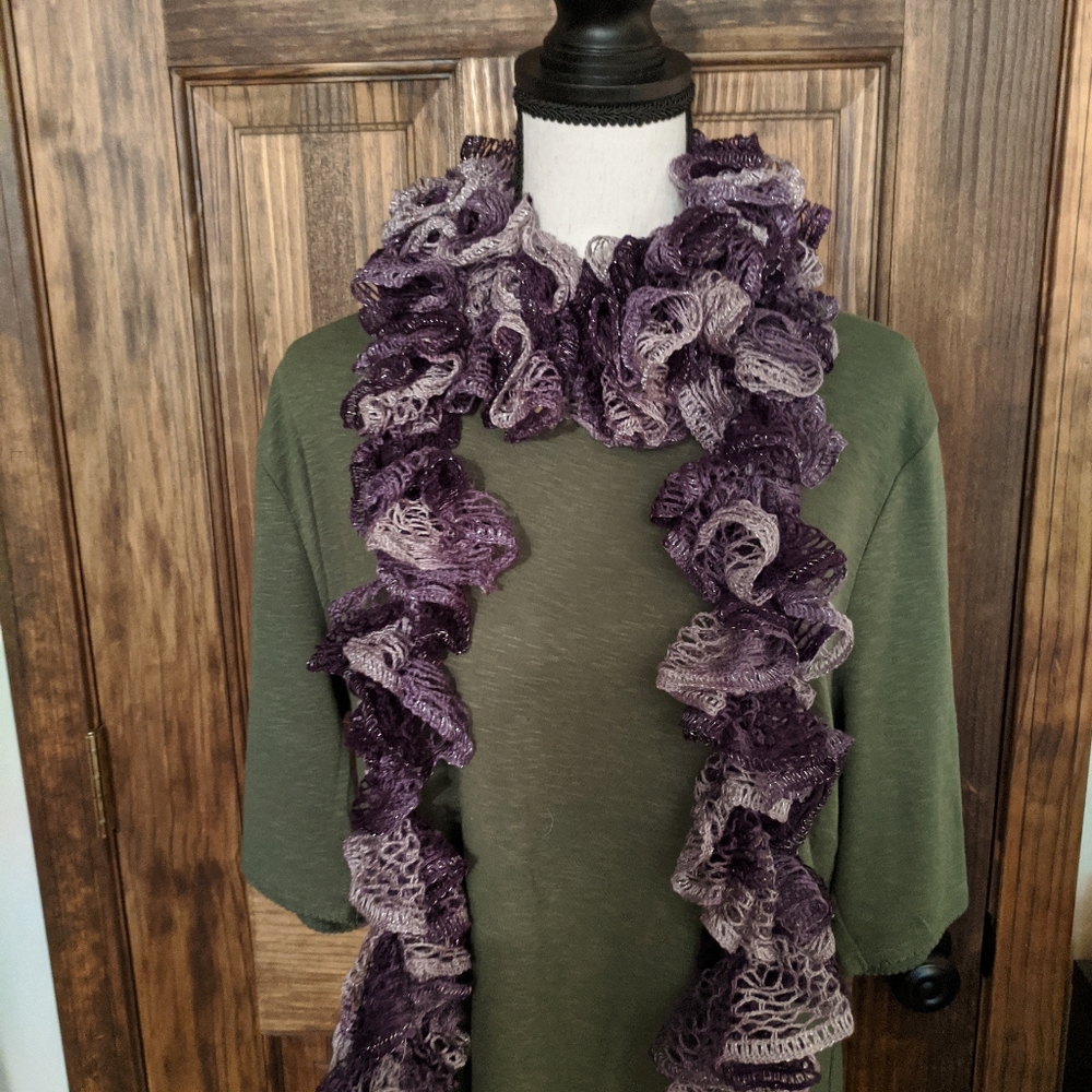 Ruffle Scarves - Picture 6 of 11